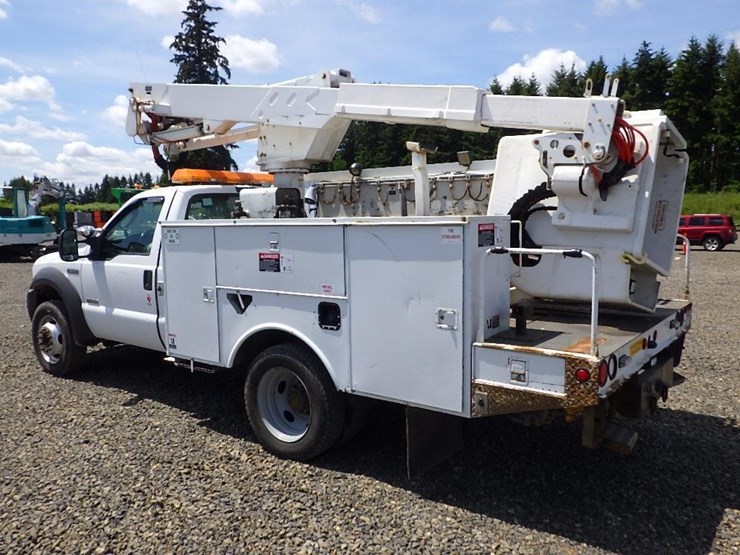 2005-ford-f550-image-7