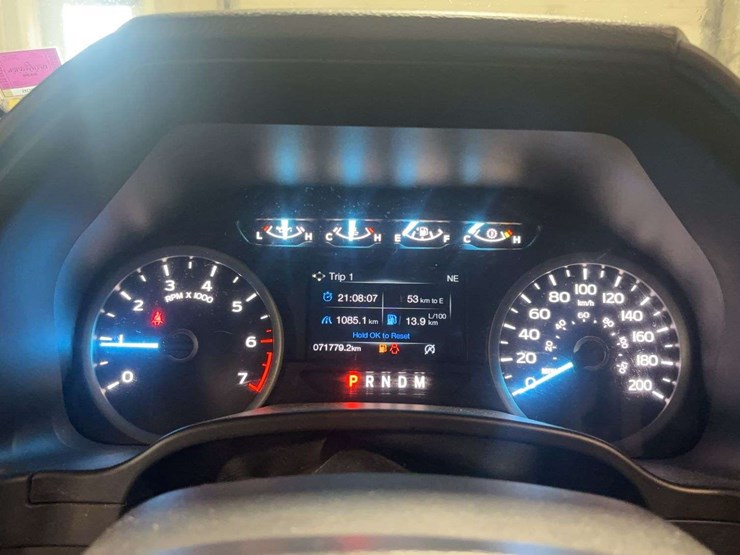 2020-ford-f150-image-15
