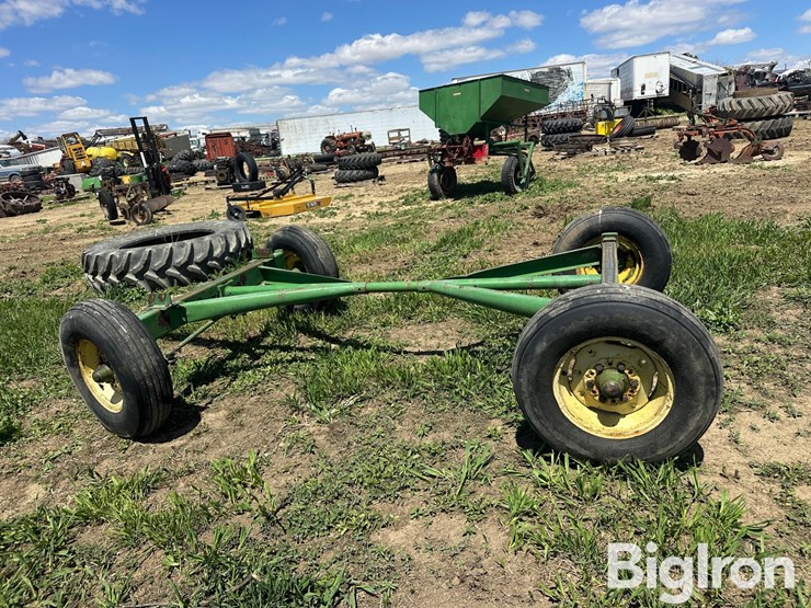 john-deere-1065-image-9