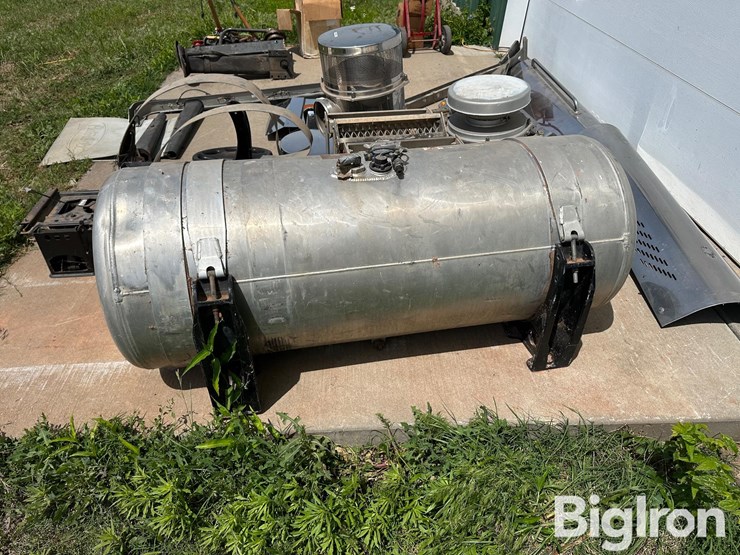 peterbilt-379-image-6