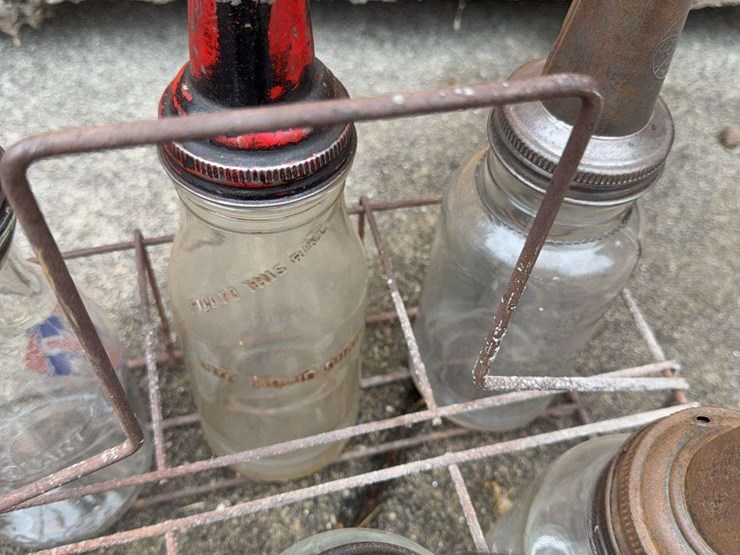 oil-bottles-and-carrier-image-6