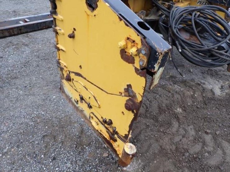 metal-pless-8-12-ft-live-edge-snow-plow-agh083013l-image-8