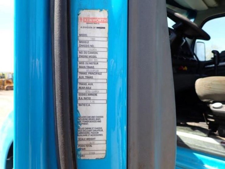 2019-kenworth-t880-image-10