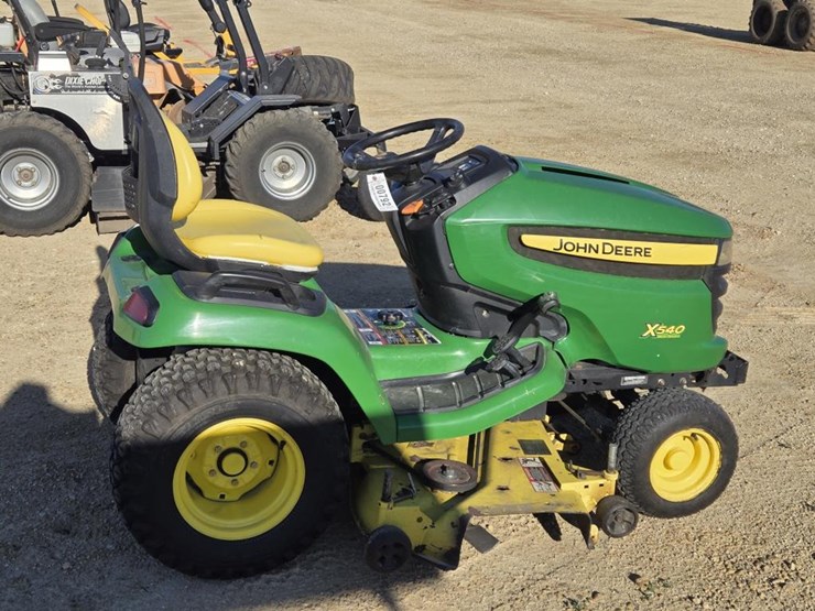 2006-john-deere-x540-image-11