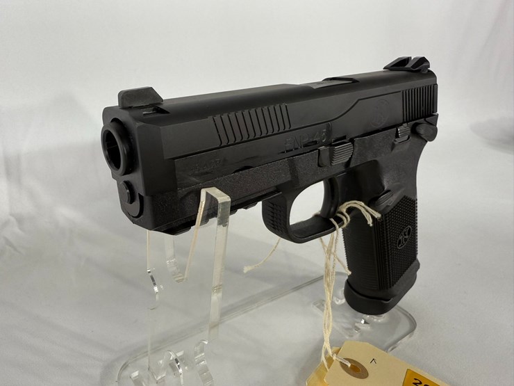 #16-•-fnh-fwp-45-45acp-pistol-61dmp10518-image-7