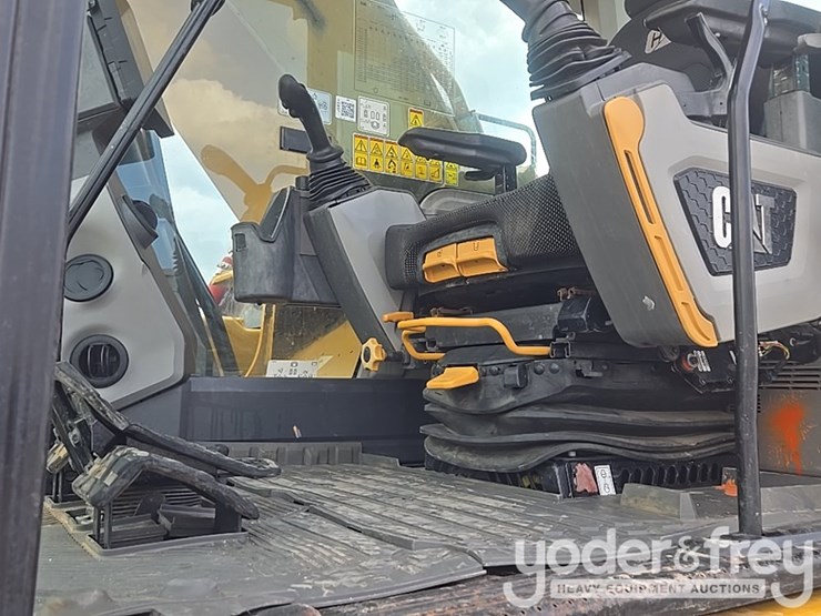2019-caterpillar-336-image-54