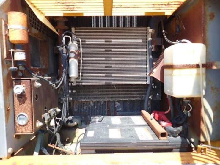 2004-deere-270c-lc-image-59