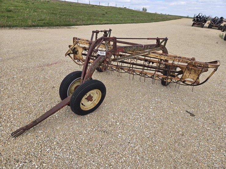 new-holland-256-image-1