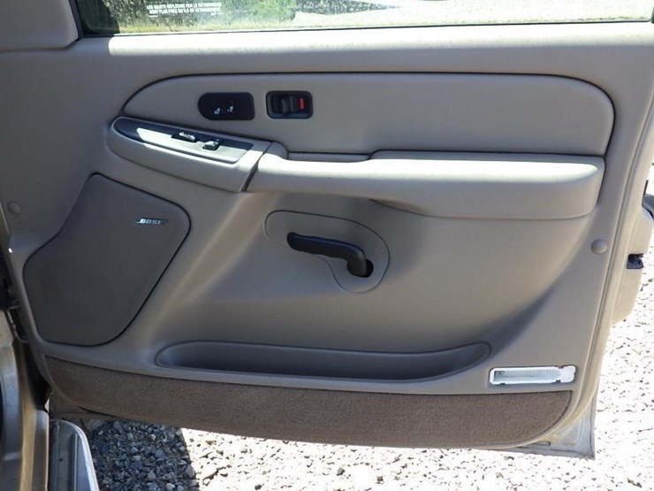 2005-chevrolet-silverado-3500-image-29