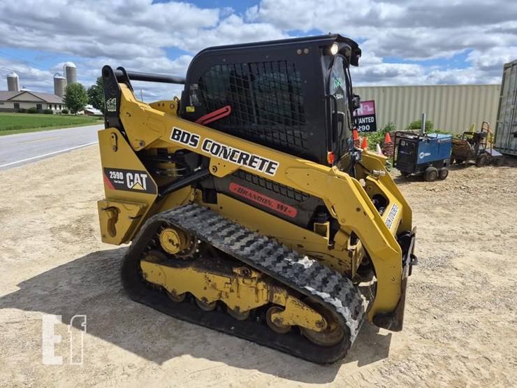 2014-caterpillar-259d-image-4