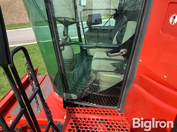2012-case-ih-7120-image-17