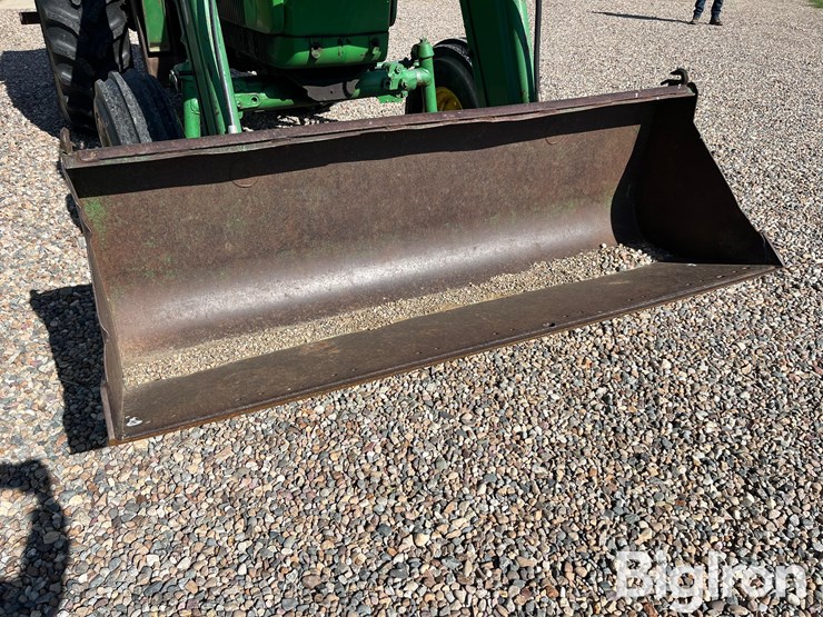 john-deere-4010-image-13
