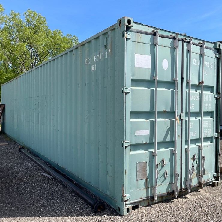 #4531 • 40' High Cube Shipping Container