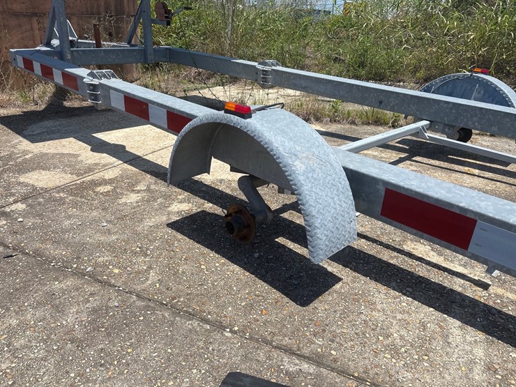 #50-•-2016-gregory-trailer-attenuator-image-5