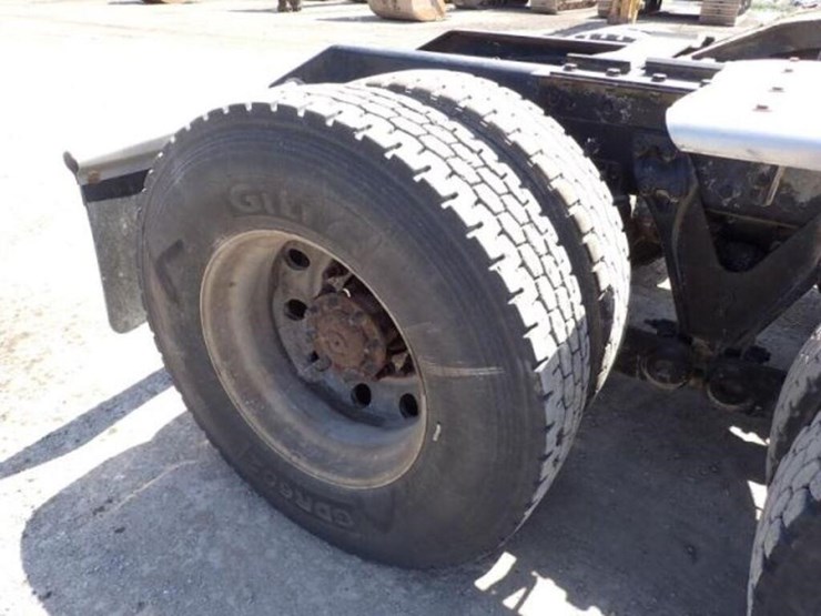 2019-kenworth-t880-image-55