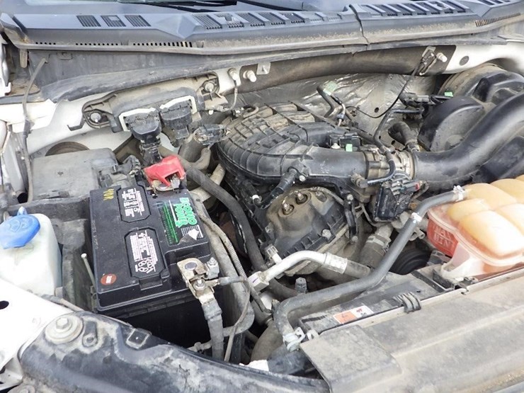2016-ford-f150-image-16