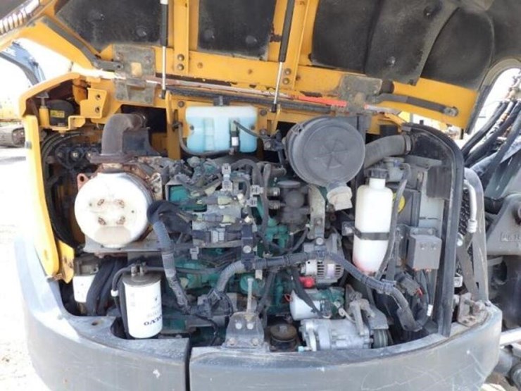 2015-volvo-ecr58d-image-58