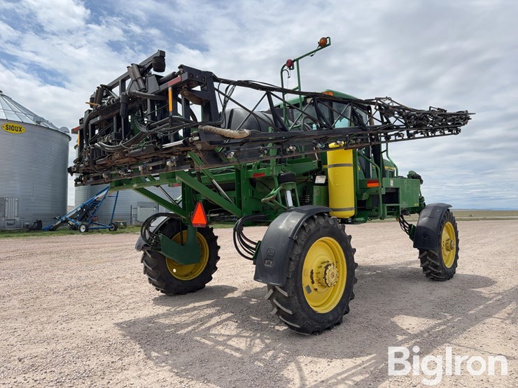 john-deere-4700-image-5
