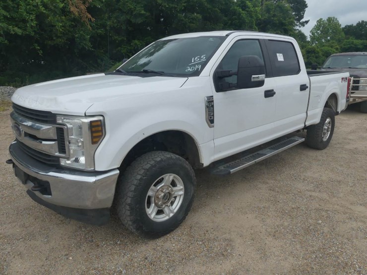 2019-ford-f250-image-1