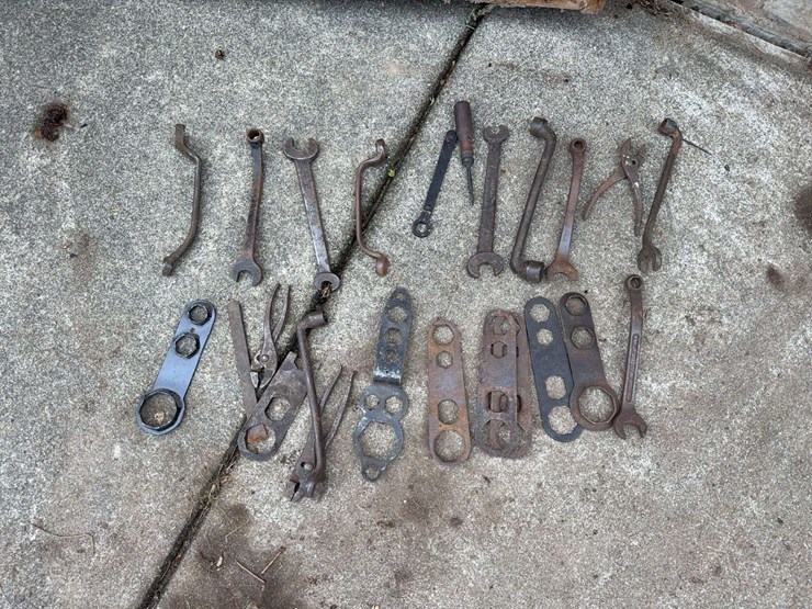 ford-wrench-assortment-image-1