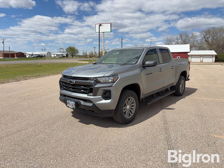 2025-chevrolet-colorado-image-1