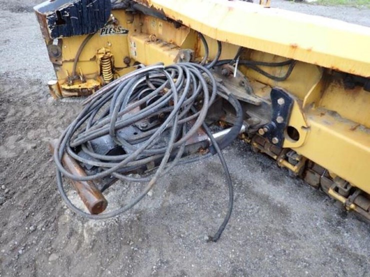 metal-pless-8-12-ft-live-edge-snow-plow-agh083013l-image-11