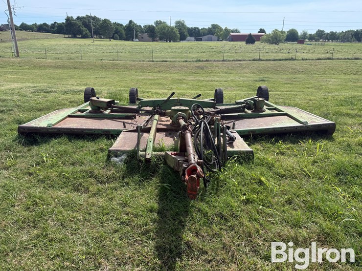 john-deere-15-image-2