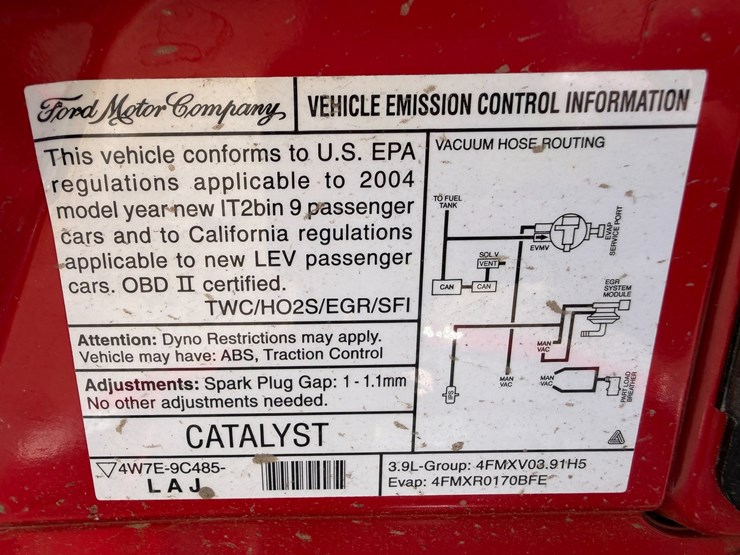 #47813-•-2004-ford-thunderbird-coupe-vin:-1fahp60a24y101242-image-62