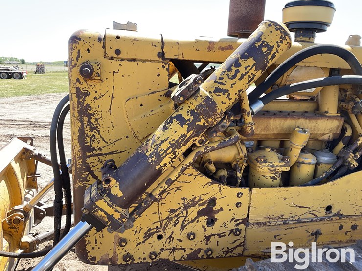 caterpillar-d6b-image-14