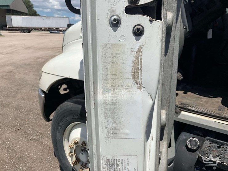 2006-international-durastar-4300-image-10