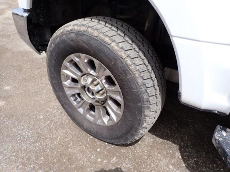 2018-ford-f250-xl-image-33
