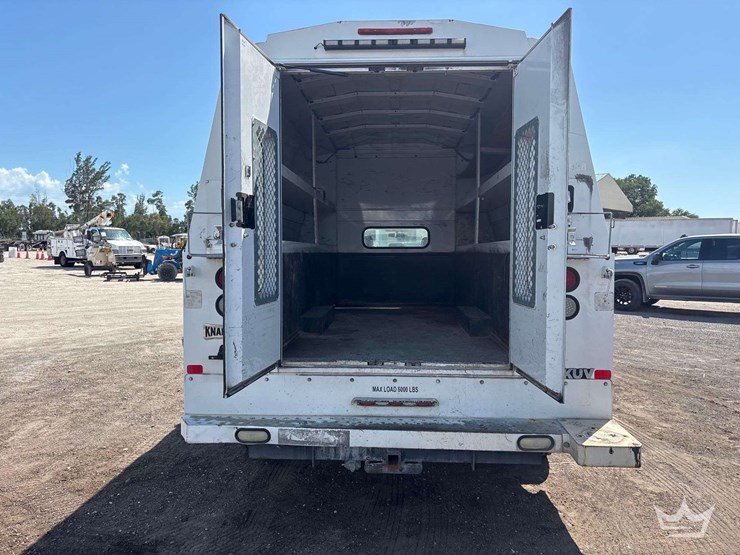 2017-ford-f450-image-22
