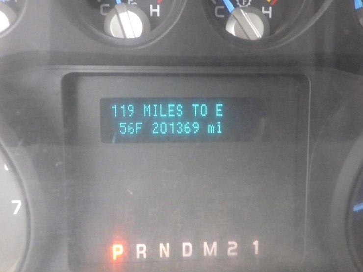2011-ford-f350-image-33