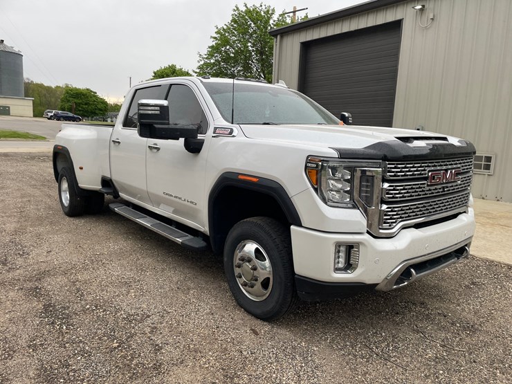 2020-gmc-3500-image-3