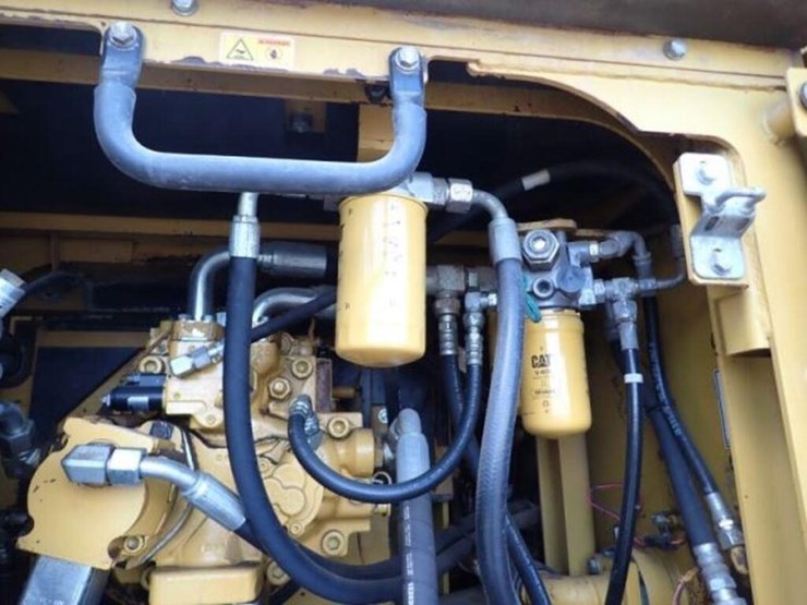 2016-caterpillar-336el-image-59