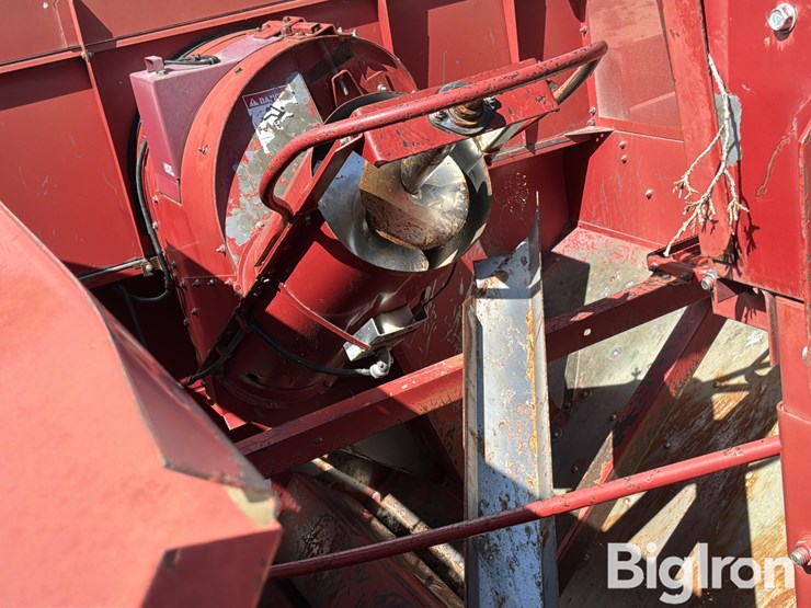 case-ih-2388-image-10
