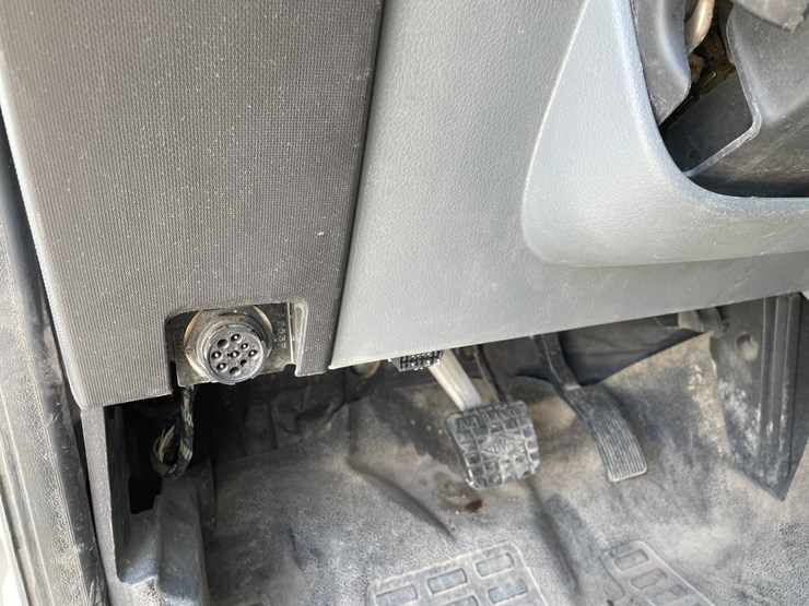 2019-ford-f750-image-29