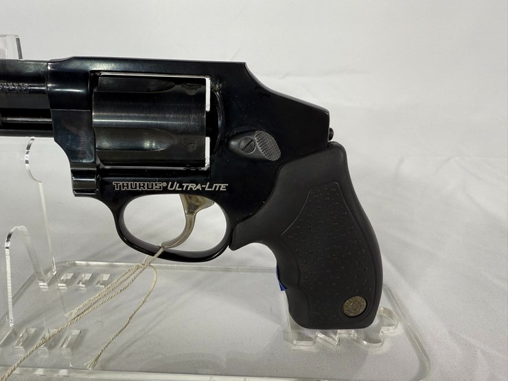 #59-•-taurus-ultralite-38-special-revolver-dx65802-image-7