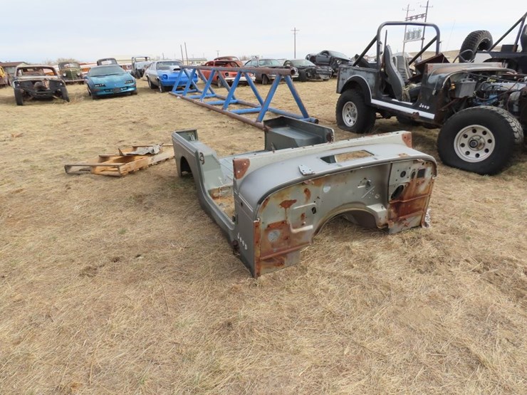 cj-series-jeep-tub-image-1