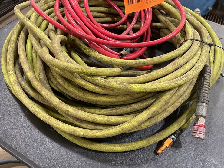 #4606-•-assortment-of-air-hoses-image-2