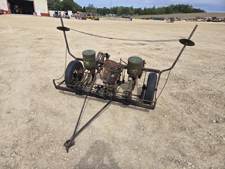 john-deere-2-image-1