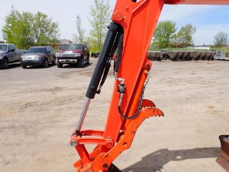 2022-kubota-kx033-4-image-36