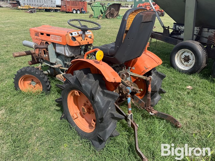 1977-kubota-b7100-image-7