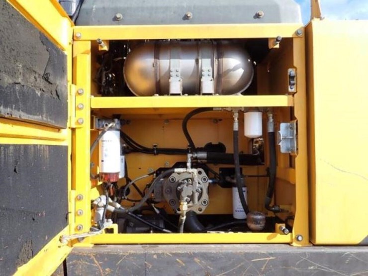 2015-volvo-ec250el-image-58
