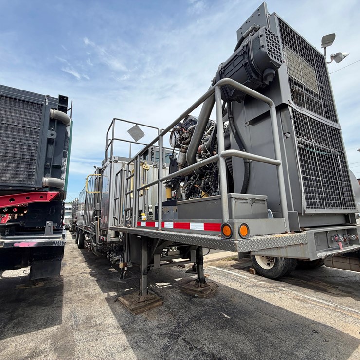 2014 CATERPILLAR C13