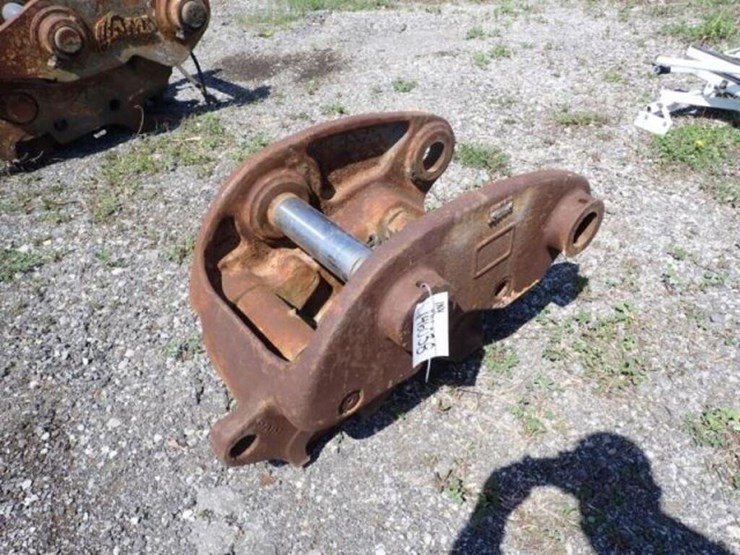 hydraulic-quick-coupler-image-1