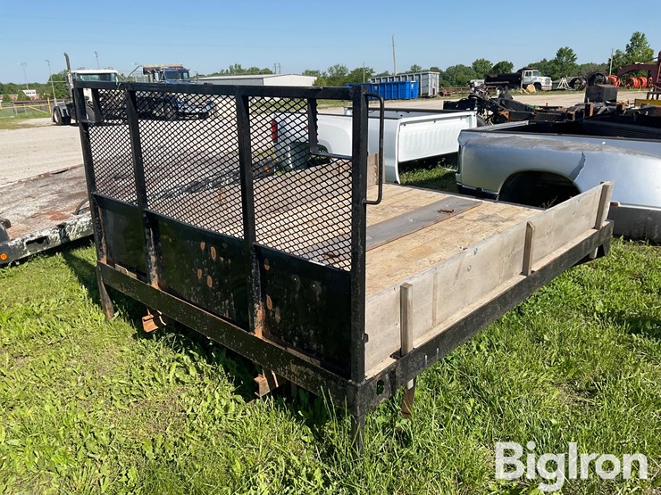 wood-floor-flatbed-image-1
