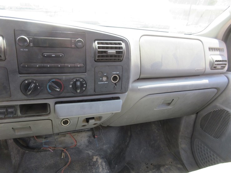 2006-ford-f350-xl-image-7
