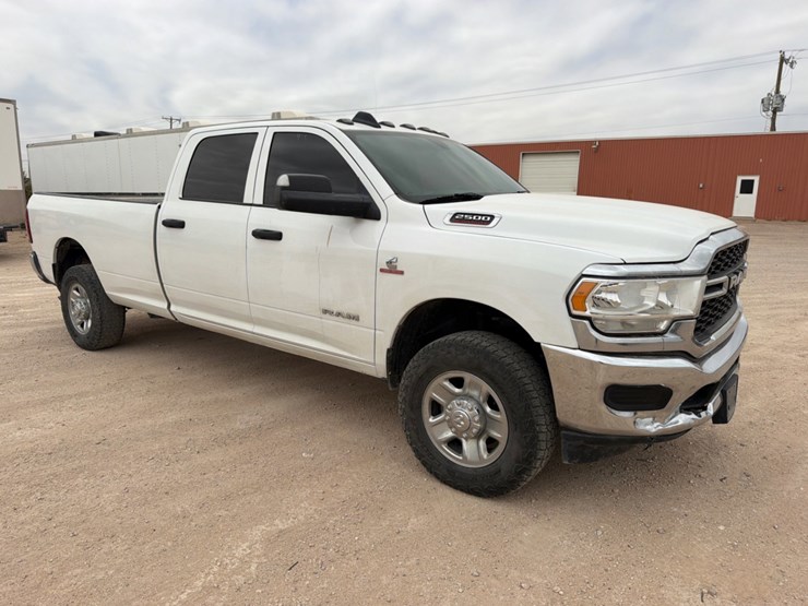 2021-dodge-ram-2500-image-3