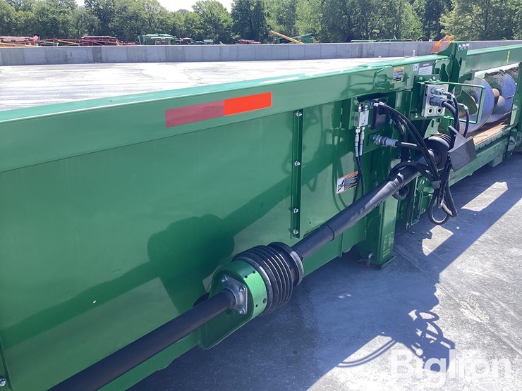 2022-john-deere-c16r-image-19